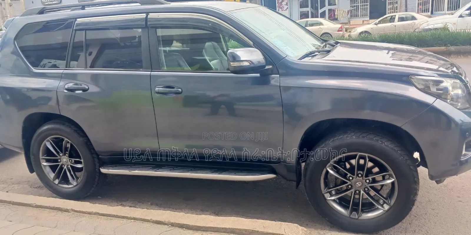 Toyota Land Cruiser Prado 2013 Gray