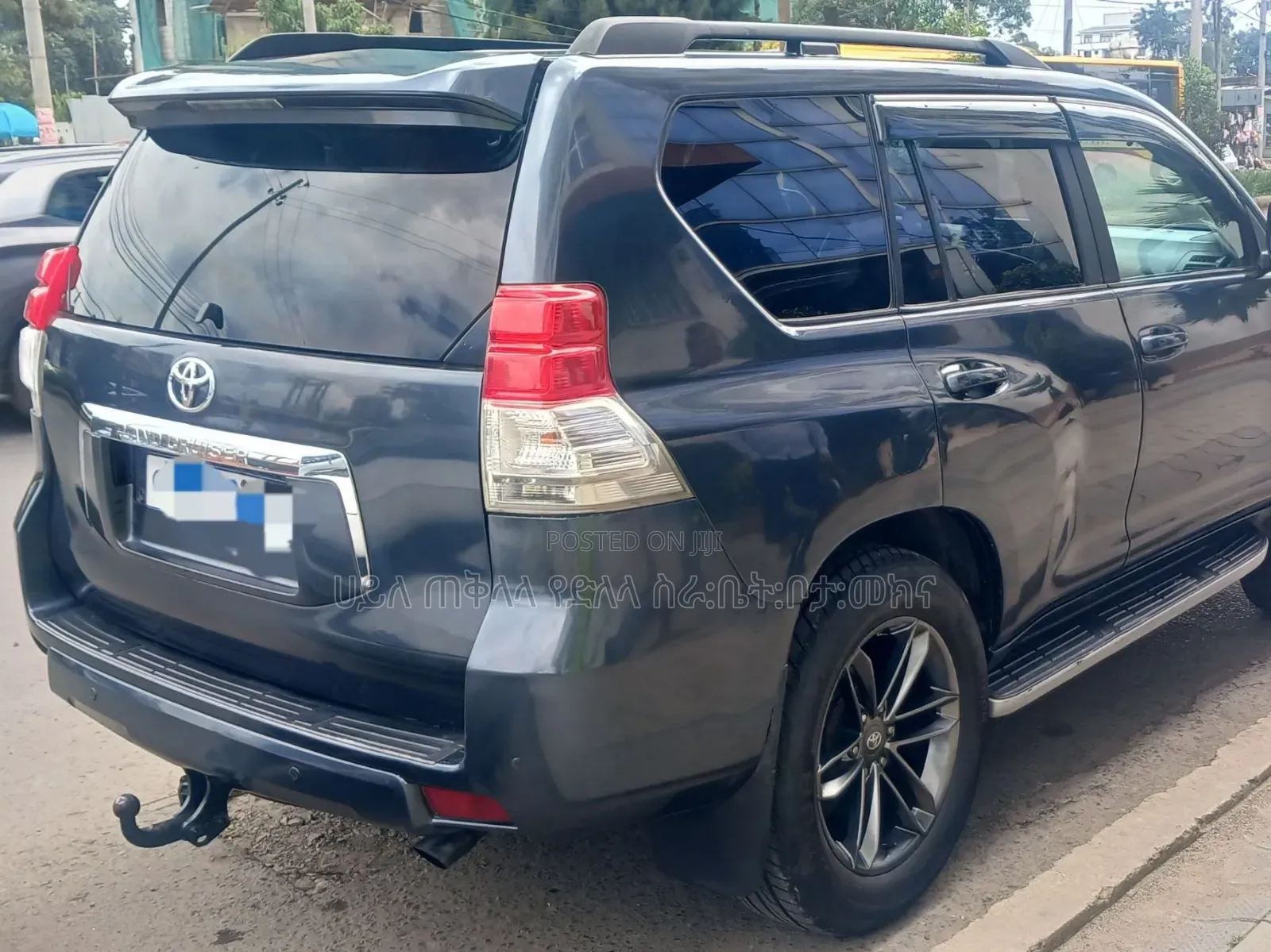 Toyota Land Cruiser Prado 2013 Gray