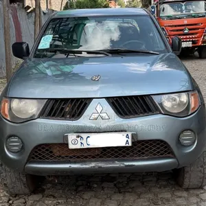 Mitsubishi L200 2007 Blue
