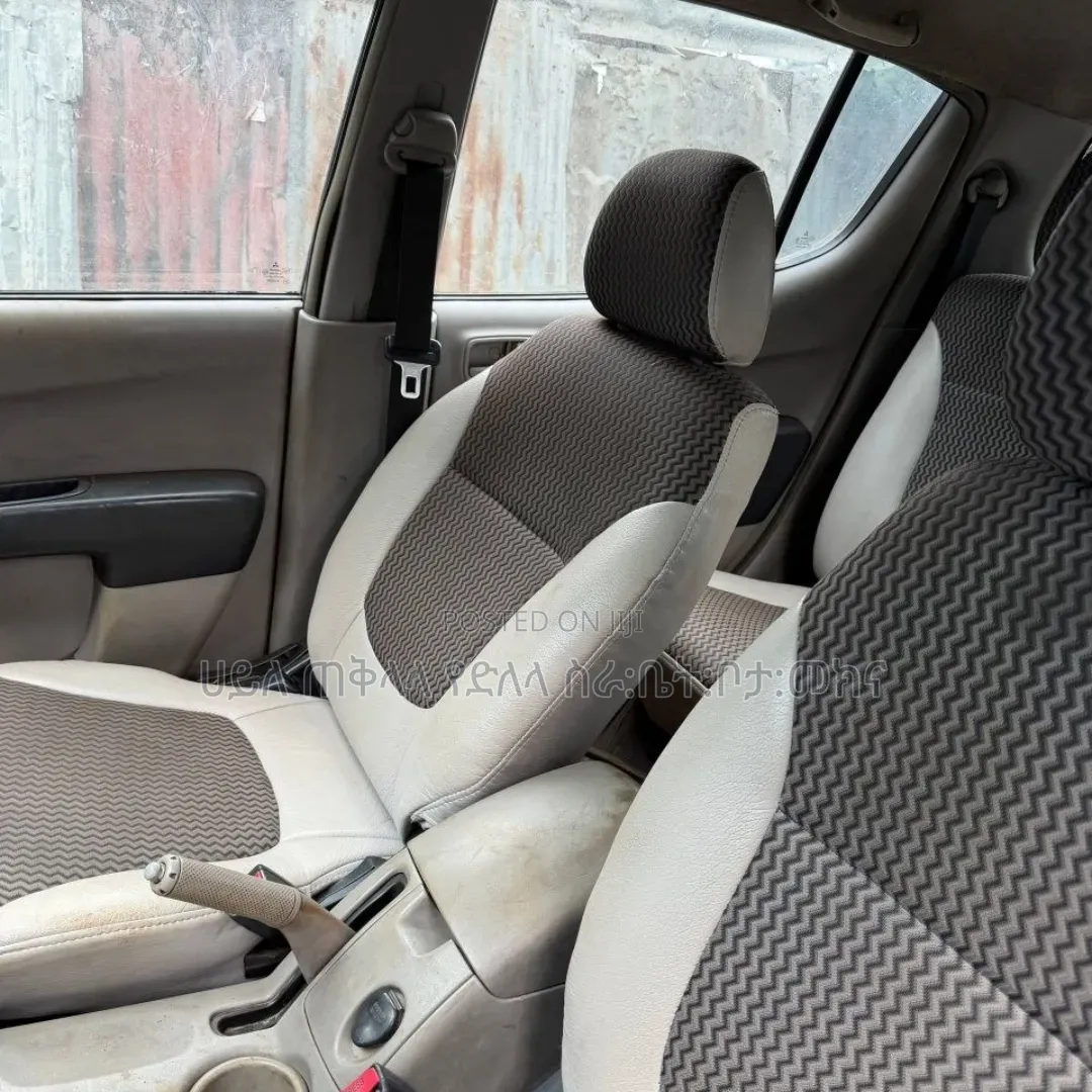 Mitsubishi L200 2007 Blue