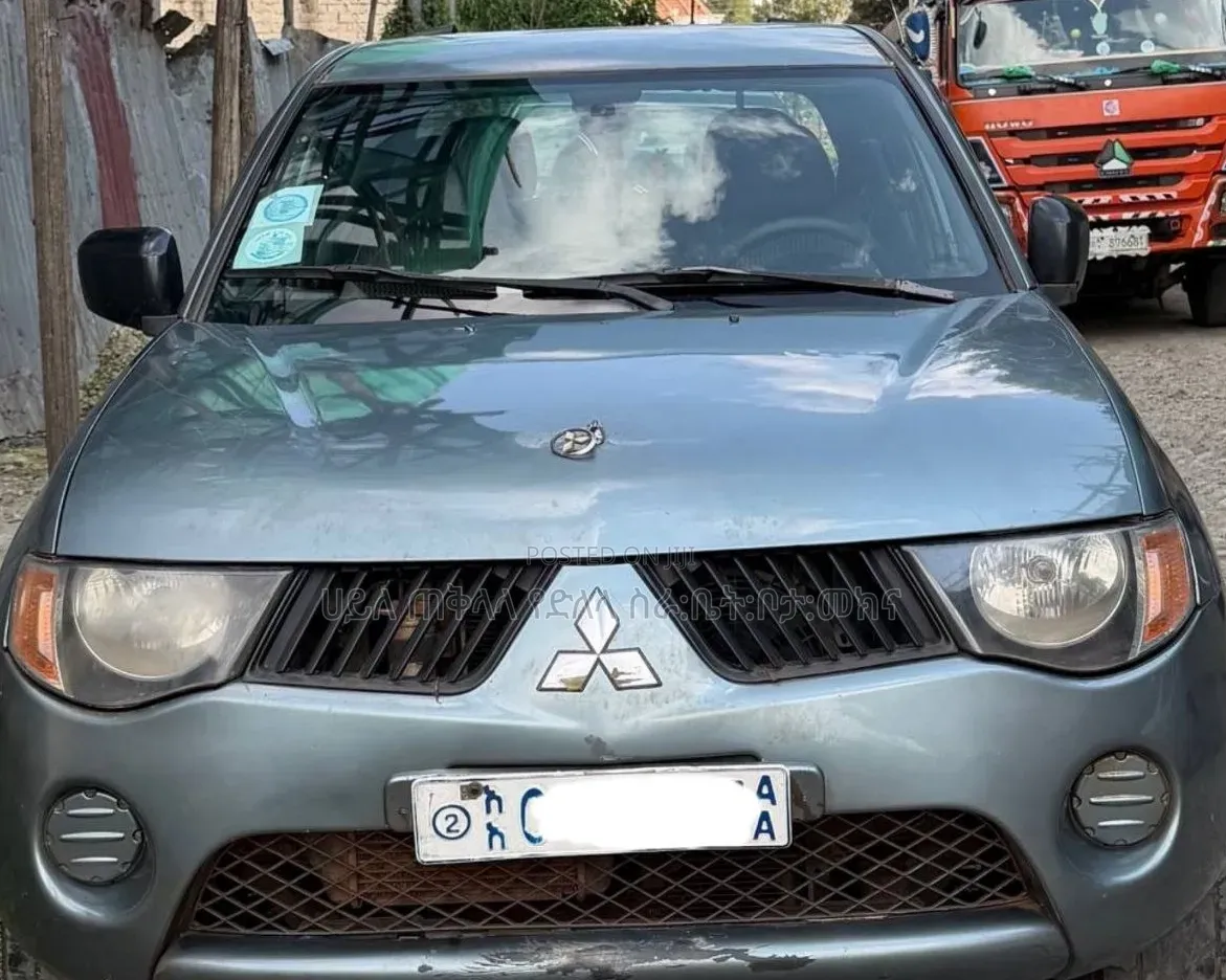 Mitsubishi L200 2007 Blue
