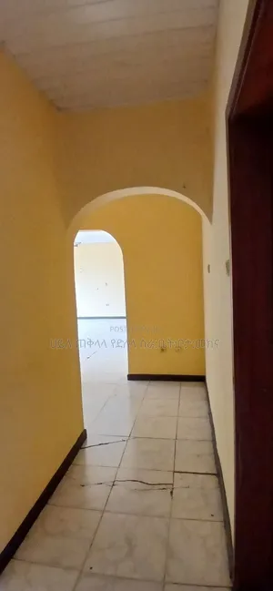 Furnished 4bdrm Villa in Ropack Realstate, Oromia-Finfinne for sale