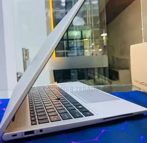 New Laptop HP EliteBook 840 G7 16GB Intel Core i5 SSD 512GB