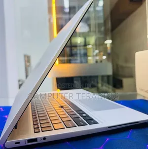 New Laptop HP EliteBook 840 G7 16GB Intel Core i5 SSD 512GB
