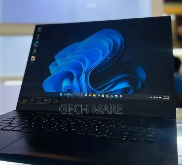 New Laptop Asus ROG Zephyrus G15 16GB AMD Ryzen 7 SSD 512GB