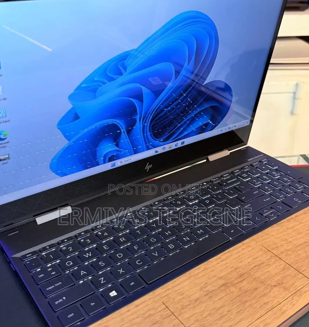 New Laptop HP Envy x360 16GB Intel Core i7 SSD 512GB