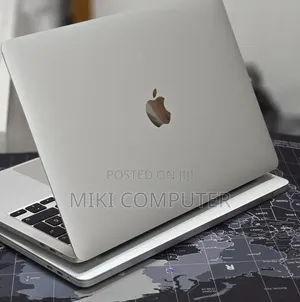 New Laptop Apple MacBook Pro 2020 32GB Intel Core i7 SSD 512GB