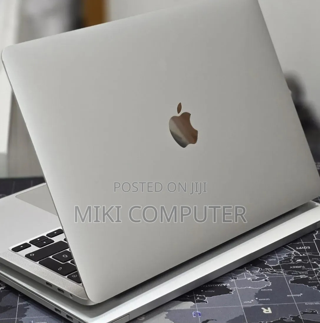 New Laptop Apple MacBook Pro 2020 32GB Intel Core i7 SSD 512GB