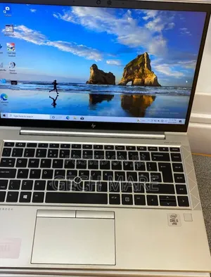 New Laptop HP EliteBook 840 G8 8GB Intel Core i5 SSD 512GB