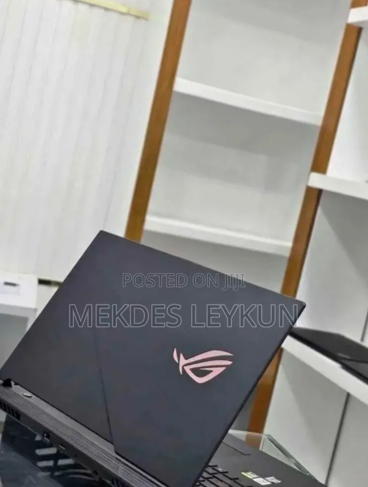 New Laptop Asus ROG Strix G15 16GB Intel Core i7 SSD 512GB