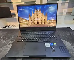 New Laptop HP 16GB Intel Core i7 SSD 512GB
