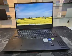 New Laptop HP 16GB Intel Core i7 SSD 512GB