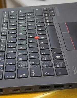 New Laptop Lenovo ThinkPad T14 G3 16GB Intel Core i7 SSD 512GB
