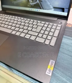 New Laptop Lenovo 8GB Intel Core i5 SSD 512GB