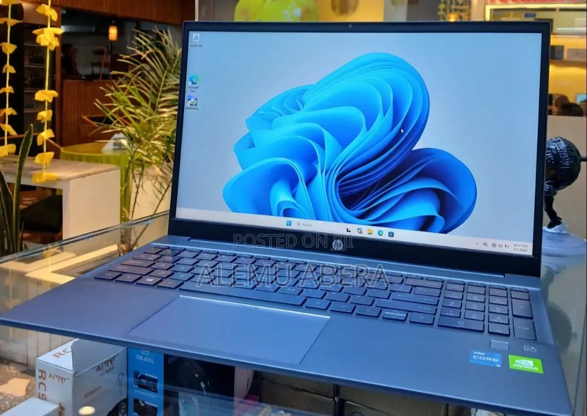 New Laptop HP Pavilion 15 16GB Intel Core i5 SSD 512GB