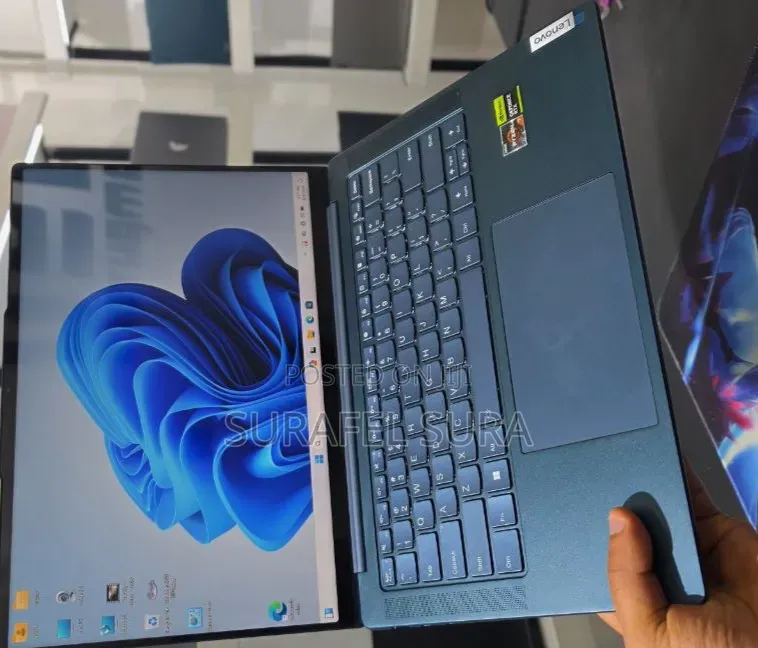 New Laptop Lenovo Yoga 2 16GB AMD Ryzen 7 SSD 512GB