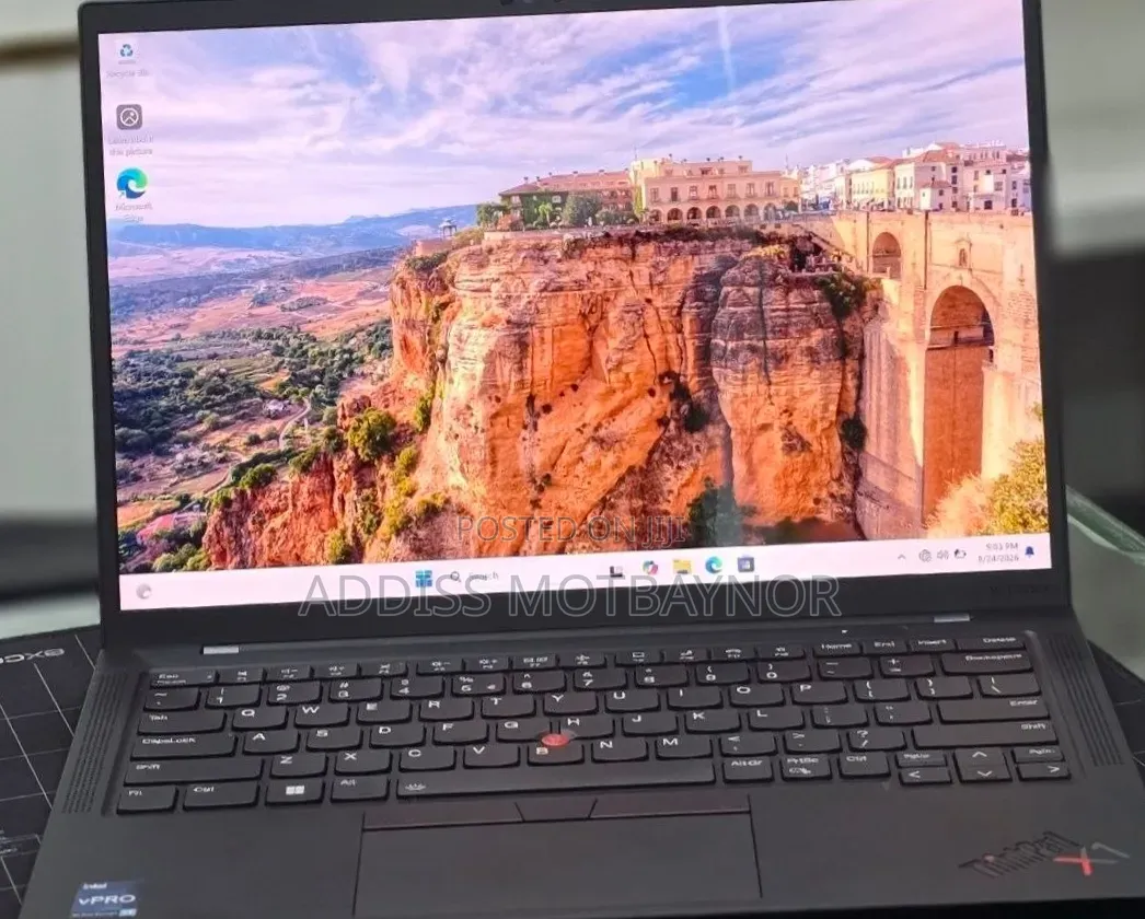 New Laptop Lenovo ThinkPad X1 Carbon 16GB Intel Core i7 SSD 512GB