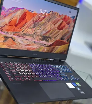 New Laptop HP Omen 17 16GB Intel Core i7 SSD 1T