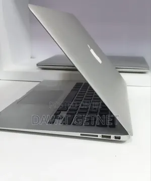 New Laptop Apple MacBook Air 2017 8GB Intel Core i5 SSD 128GB