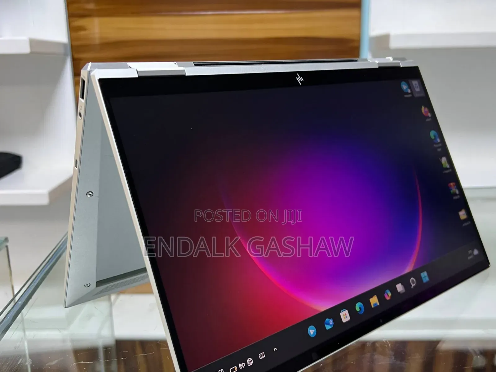 New Laptop HP EliteBook x360 1040 G7 16GB Intel Core i7 SSD 512GB