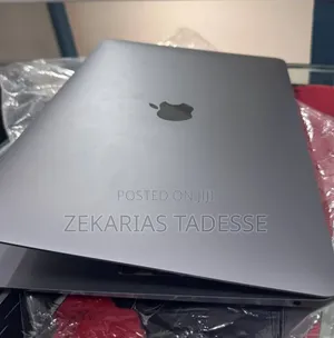 New Laptop Apple MacBook Air 2018 8GB Intel Core i5 SSD 128GB