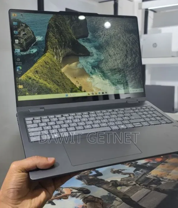 New Laptop Lenovo ThinkPad Yoga 16GB Intel Core Ultra 5 SSD 512GB
