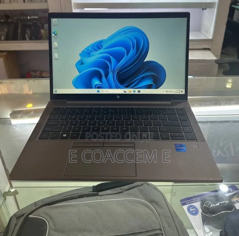 New Laptop HP 16GB Intel Core i5 SSD 512GB