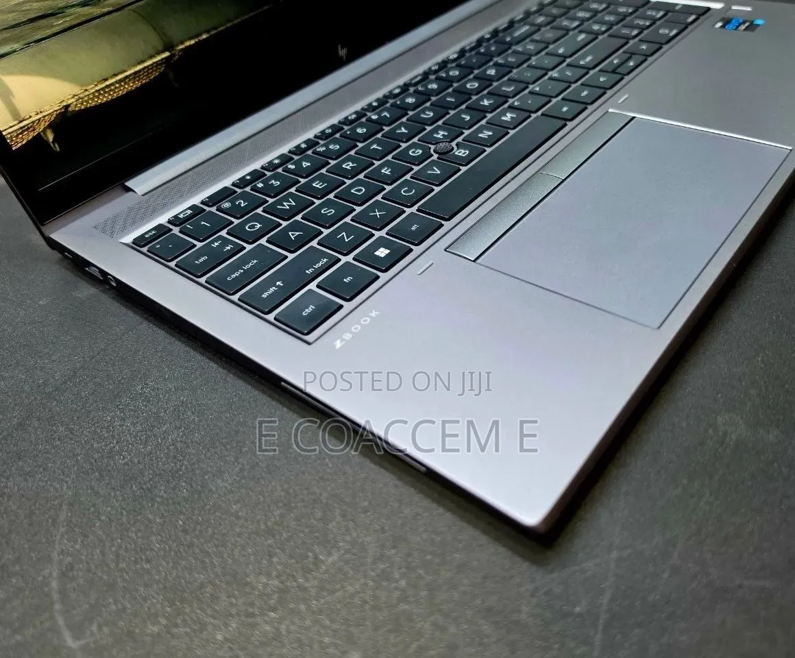New Laptop HP 16GB Intel Core i5 SSD 512GB