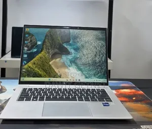 New Laptop HP EliteBook 840 G9 16GB Intel Core i7 SSD 512GB
