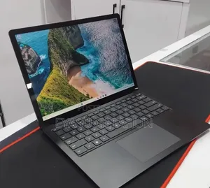 New Laptop Microsoft Surface Laptop 5 16GB Intel Core i7 SSD 256GB