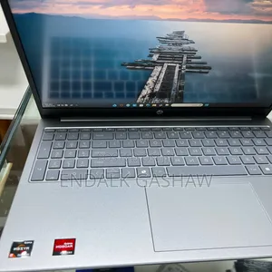 New Laptop HP Stream Notebook 8GB AMD Ryzen 5 SSD 512GB