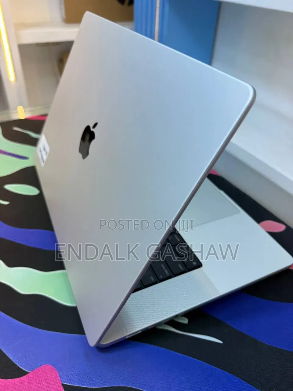 New Laptop Apple MacBook Pro 2021 M1 16GB Apple M1 SSD 512GB