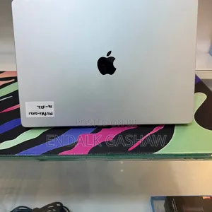 New Laptop Apple MacBook Pro 2021 M1 16GB Apple M1 SSD 512GB