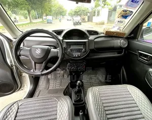 Suzuki S-Presso 2022