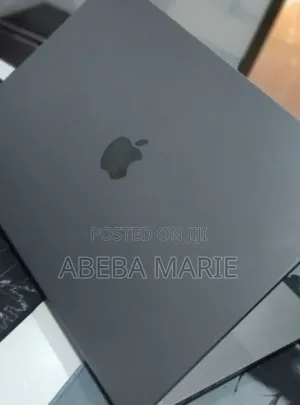 New Laptop Apple MacBook Pro 2021 M1 64GB Apple M1 Max SSD 1T