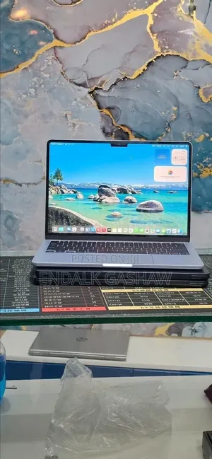 New Laptop Apple MacBook Air 2025 M4 16GB Apple M4 SSD 256GB