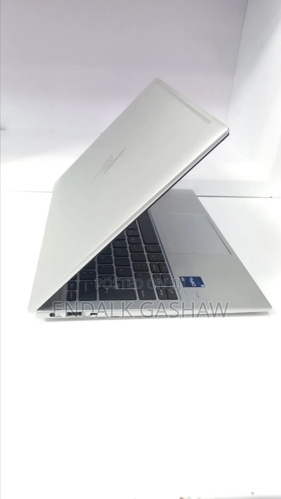 New Laptop HP EliteBook 830 G9 16GB Intel Core i5 SSD 512GB