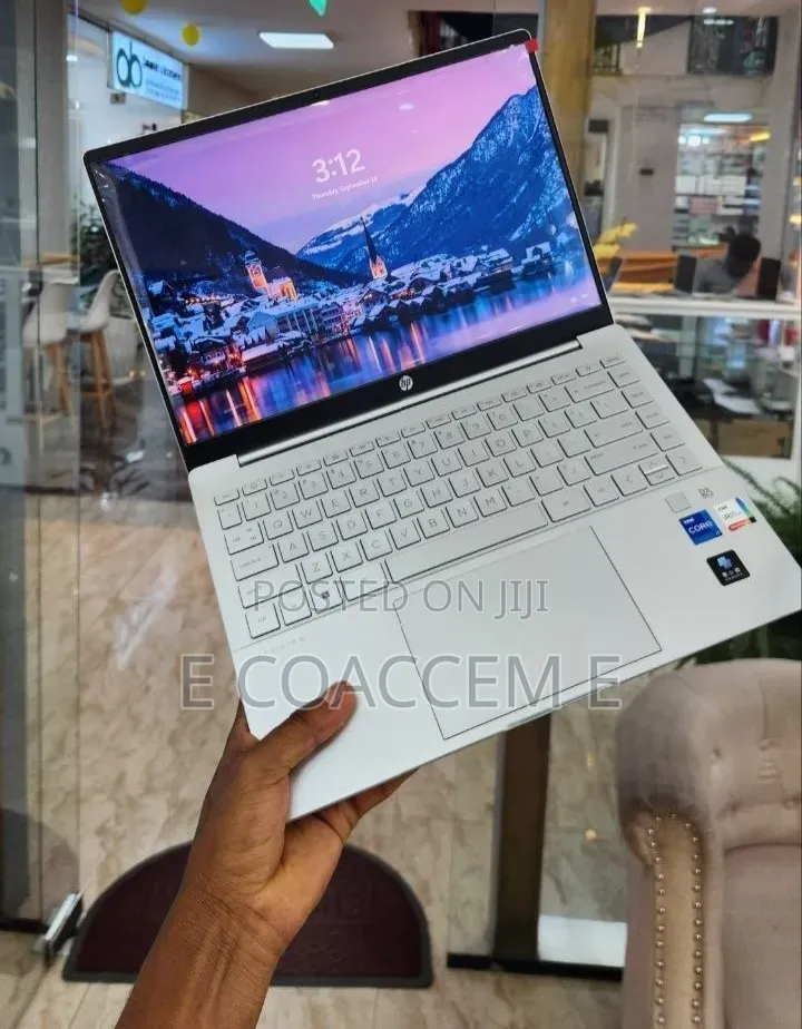 New Laptop HP 16GB Intel Core i7 SSD 512GB