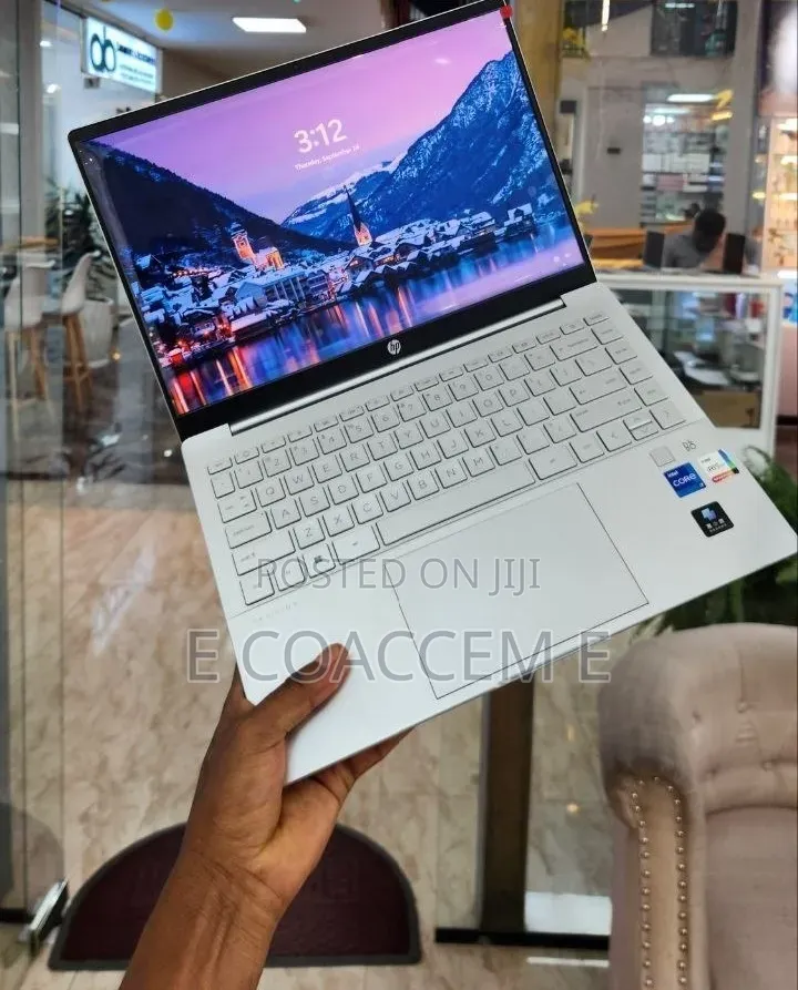 New Laptop HP 16GB Intel Core i7 SSD 512GB