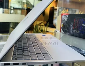 New Laptop HP 16GB Intel Core i5 SSD 512GB