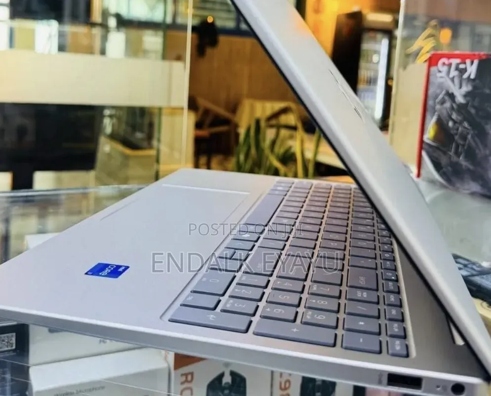 New Laptop HP 16GB Intel Core i5 SSD 512GB