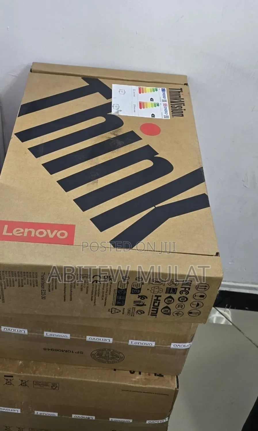 New Desktop Computer Lenovo ideacentre 720 8GB Intel Core i5 SSD 512GB