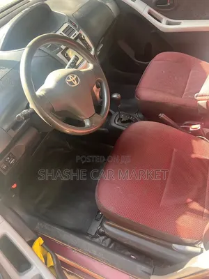 Toyota Yaris 2010