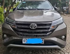 Toyota Rush 2022 Gray