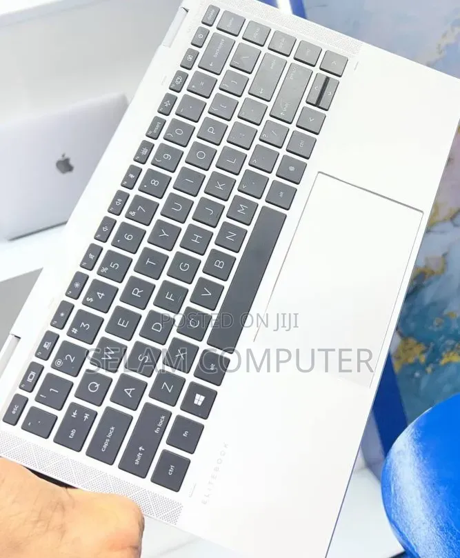 New Laptop HP Spectre 16GB Intel Core i7 SSD 512GB