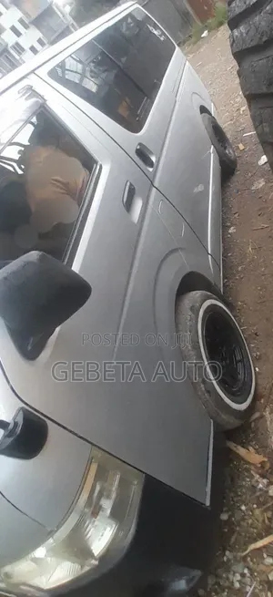 Toyota HiAce 2014 Grey