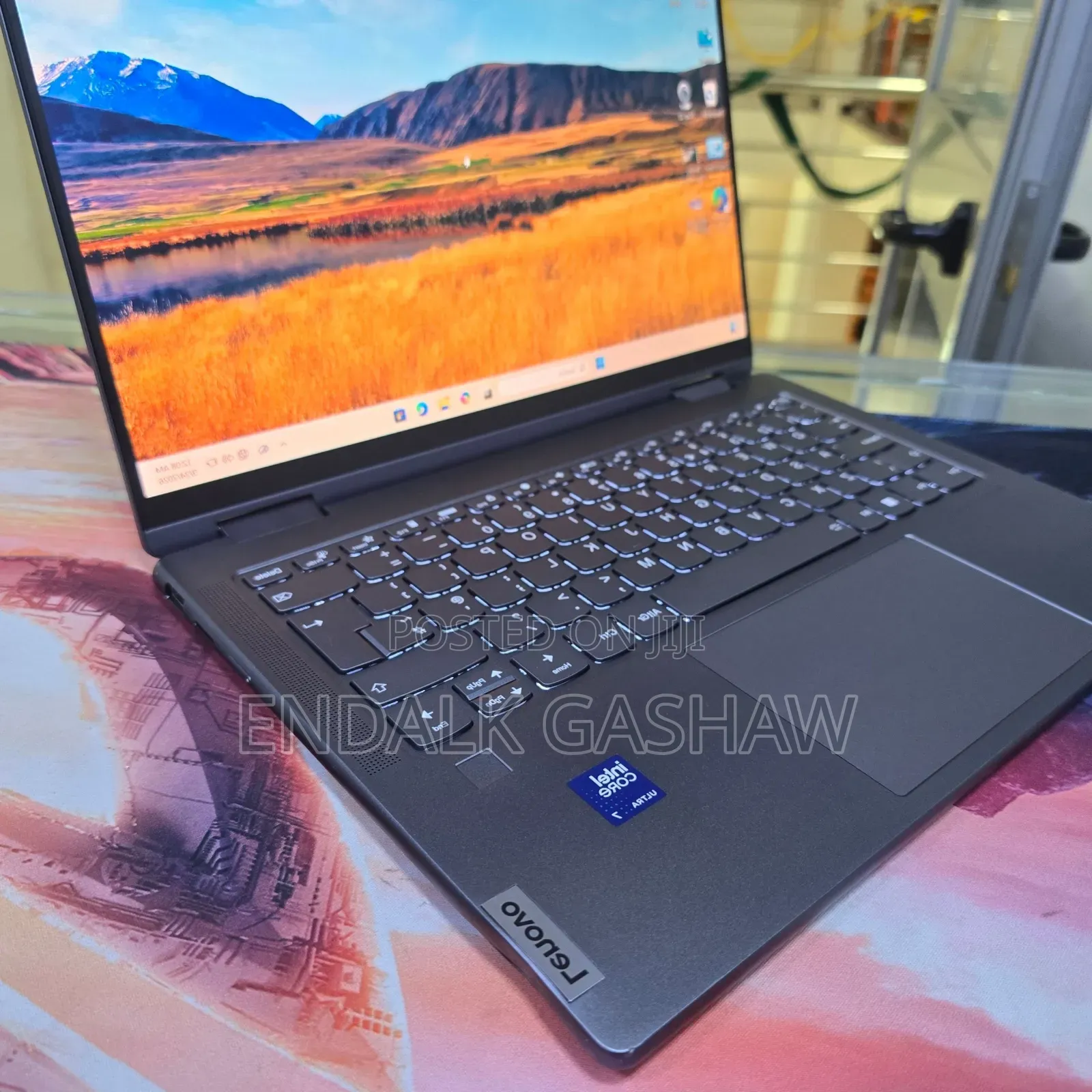 New Laptop Lenovo Yoga 7i 16GB Intel Core Ultra 7 SSD 512GB
