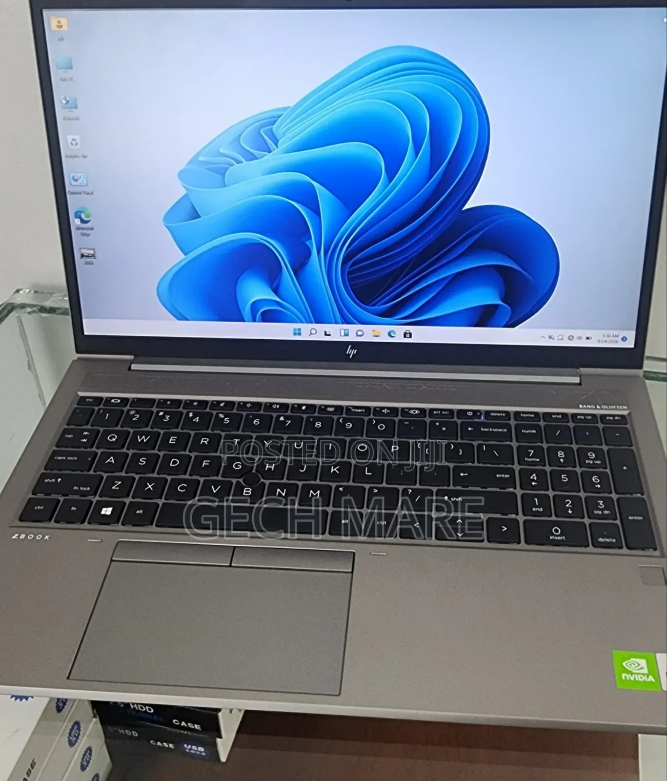 New Laptop HP ZBook 14 16GB Intel Core i7 SSD 512GB