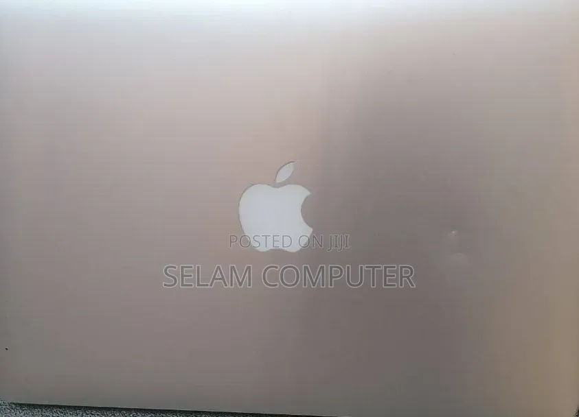 New Laptop Apple MacBook Air 2023 M2 8GB Intel Core i5 SSD 256GB