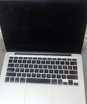 New Laptop Apple MacBook Air 2023 M2 8GB Intel Core i5 SSD 256GB